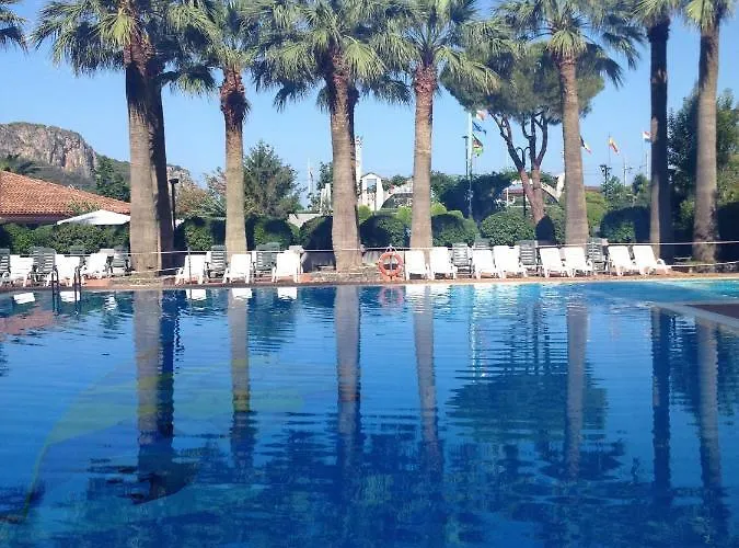 Apart-hotel Villaggio Turistico La Mantinera - De Luxe 4*