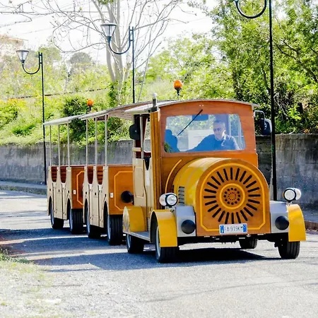 Villaggio Turistico La Mantinera - De Luxe 4*