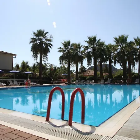 Villaggio Turistico La Mantinera - De Luxe Aparthotel Praia a Mare