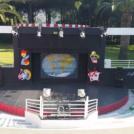 Villaggio Turistico La Mantinera - De Luxe 4*