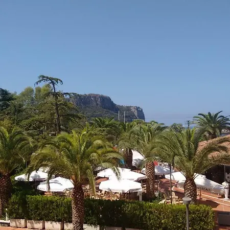 Villaggio Turistico La Mantinera - De Luxe